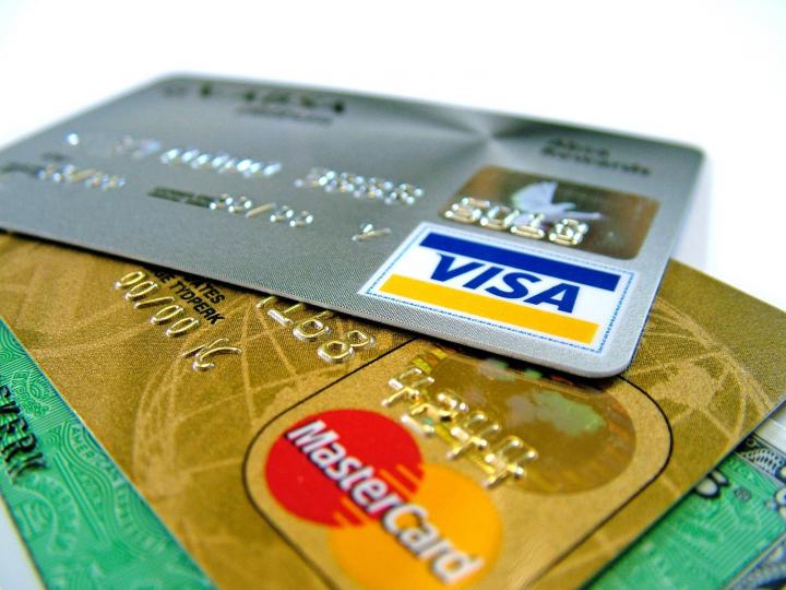 Преимущества оплаты Билайн банковской картой